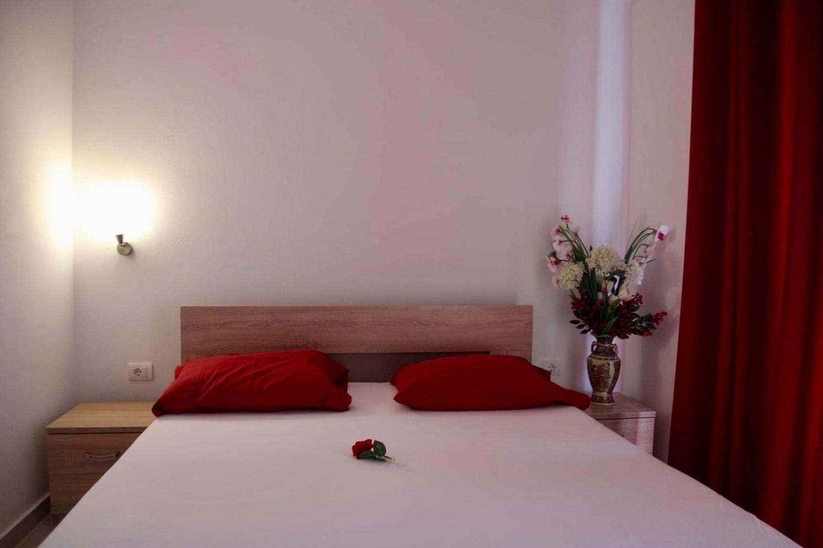 Bregvija Mar Nero Apartments מראה חיצוני תמונה