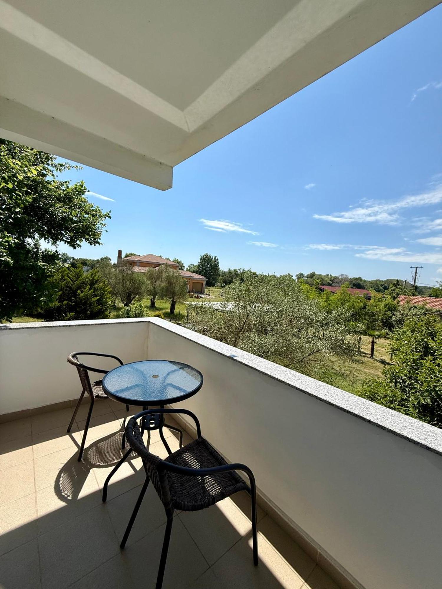 Bregvija Mar Nero Apartments מראה חיצוני תמונה